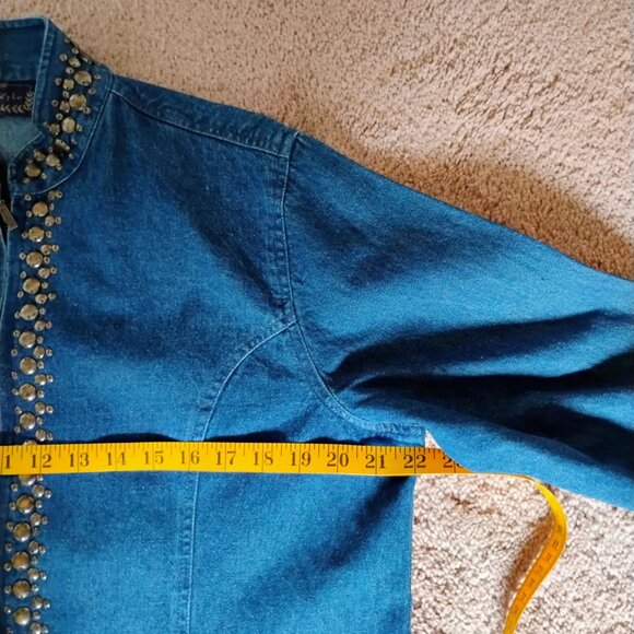Life Style Woman's Jean Jacket rivets - Picture 8 of 10